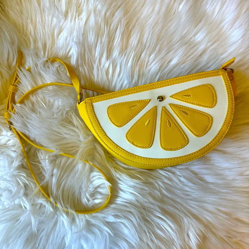 Yellow lemon purse in “like new” condition from Forever 21